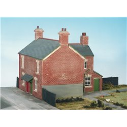 Semi-detached/Terraced Houses