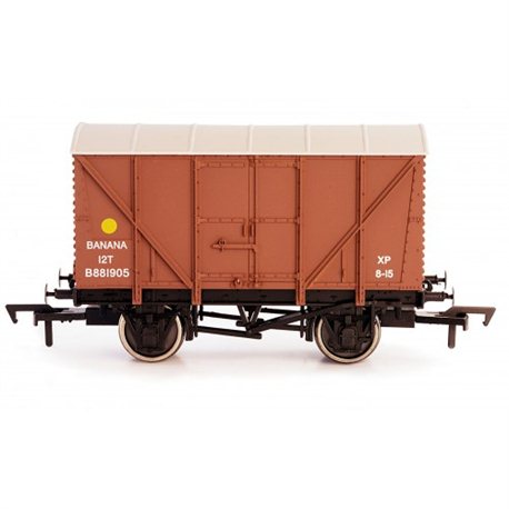 N E Banana van 158677 - weathered