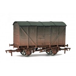 N E Banana van 158677 - weathered
