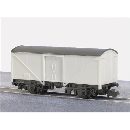 Box Van, Parcels and Fish
