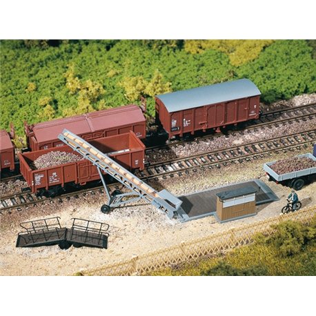 HO Loading ramp equipment
