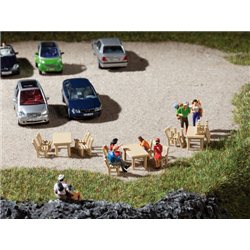 HO Wooden Tables and Chairs
