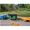 HO 2 Construction trailers & 4 mobile toilets