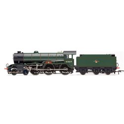 Class B17 4-6-0 61669 "Barnsley" in BR Green with late crest