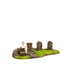 Bee-Keeper & 4 Hives On A Scenic base