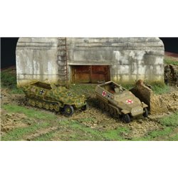 German Sd.Kfz.251/1 Ausf.C x 2 Fast Assembly Kits - scale 1 : 72