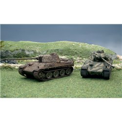Pz.Kpfw.V Panther Ausf.G Pack x 2 Fast Assembly Kits - scale 1 : 72