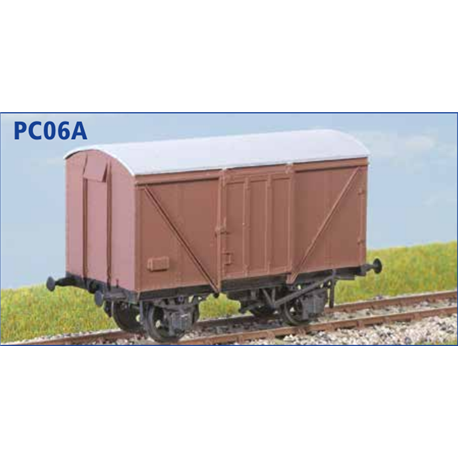 LNER 12 Ton Plywood Goods Van (Diag. 195) BR Condition