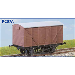 BR 12 ton Goods Van (7 plank sides)