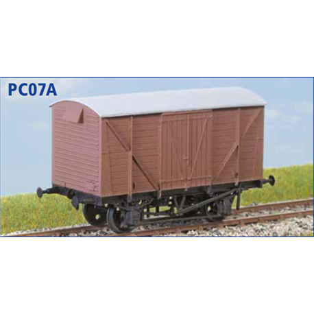 BR 12 ton Goods Van (7 plank sides)
