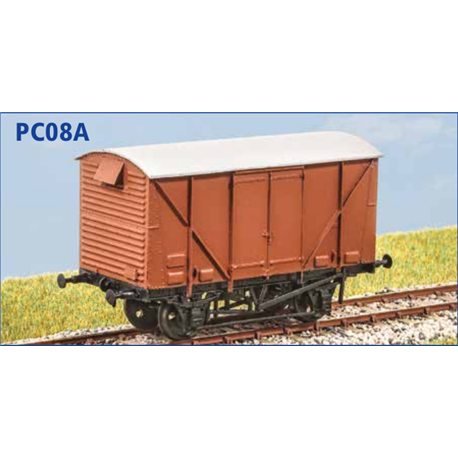 BR 12 ton Goods Van Plywood sides - OO unpainted plastic kit