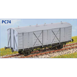 Parkside Dundas PC74 - GWR Fruit Van (Y11) - OO plastic kit