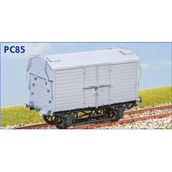 GWR 6T Insulated Van X7 - OO plastic kit