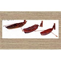 2 assorted rowing boats & mooring posts (OO/HO Scale 1/87th)