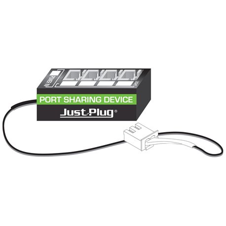 Port sharing device