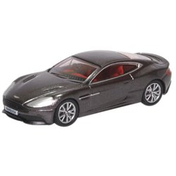 Aston Martin Vanquish Coupe Quantum Silver