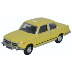 BMW 2002 - Golf Yellow