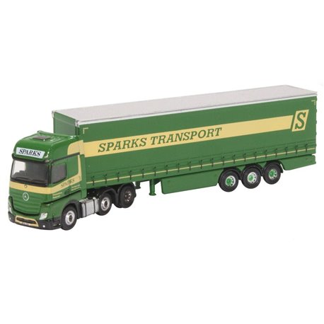 Mercedes Actros Curtainside Sparks