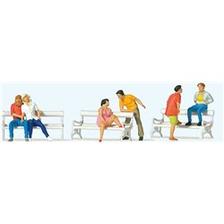On the Park Bench Figure Set (6)