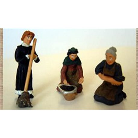 3 x Working Women, scrubber and mopping etc (O scale 1/43rd)