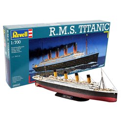 R.M.S Titanic - 1:700