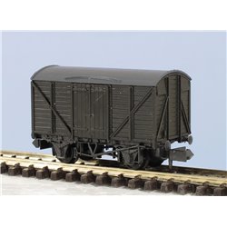 10ft wheelbase, standard box van.
