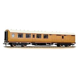 Thompson 3rd Class Brake Corridor LNER Teak