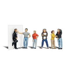 Rebels - N Scale (6 pieces)