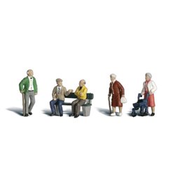 Senior Citizens - N Scale ( pieces)