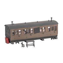 Small Grounded Coach body