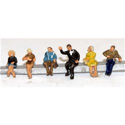 Painted 6 Seated Passengers / Figures Set 2 (N scale 1/148th)