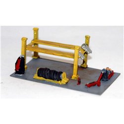 Garage Workshop Equipment (N scale 1/148th)