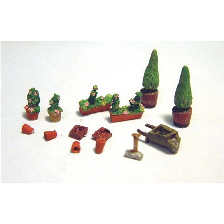Plant pots flower tubbs and gardening equipment - Unpainted
