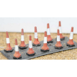 10 Road Traffic cones - Unpainted