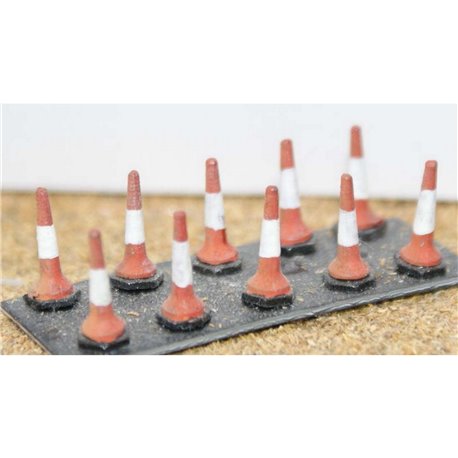 10 Road Traffic cones - Unpainted