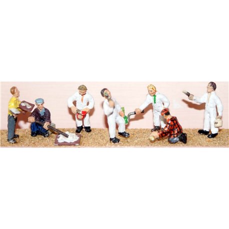 6 Painters & Plasterers - Unpainted