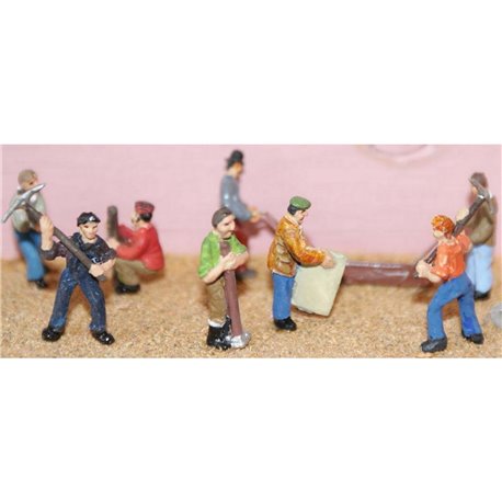 8 Pavers & Fencers - Unpainted