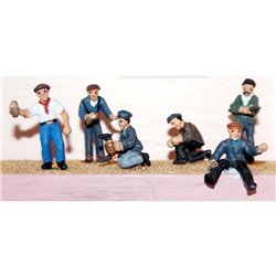 6 assorted Boilermakers - Unpainted