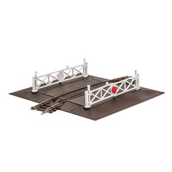 Curved (No.2 radius ) Level Crossing, complete with 2 ramps & 4 gates