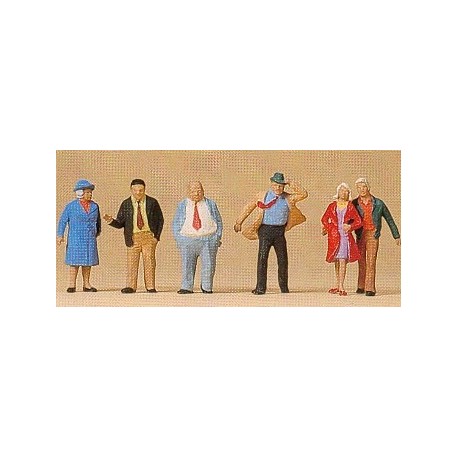 Passers By (6) Exclusive Figure Set
