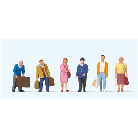 Travellers at the Platform (6) Exclusive Figure Set