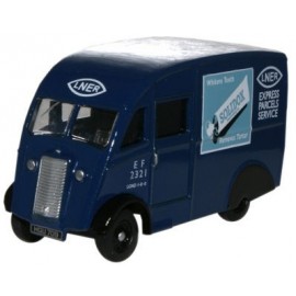 Commer Q25 Van LNER
