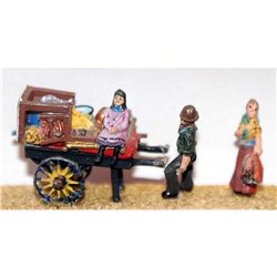 Rag & Bone man & family (OO Scale 1/76th) - Unpainted