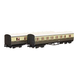N Gauge B Set Coach Pack Cities Crest Choc & Cream 6445 & 6446