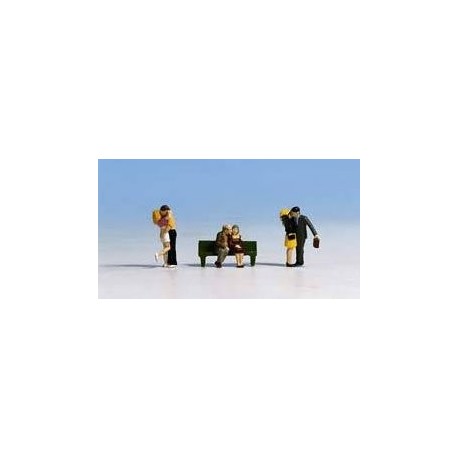 N Scale (1/148 - 1/160) Courting Couples (3 Couples & Bench)(6) Three Men Three Women by Noch