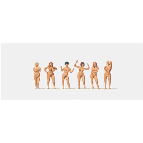 Nude Female Swimmers