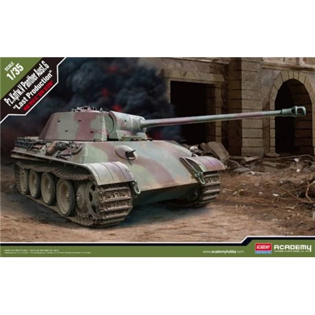 German Pz.Kpfw.V Panther Ausf.G - 1:35 model kit
