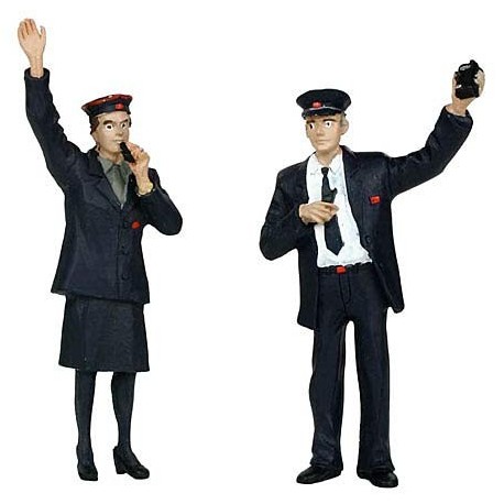 G scale (Garden) Station Staff(2) One Man One Woman by Bachmann