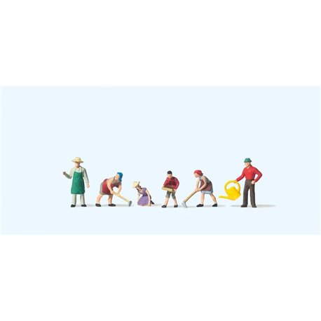 Gardeners (6) with Tools Figure Set