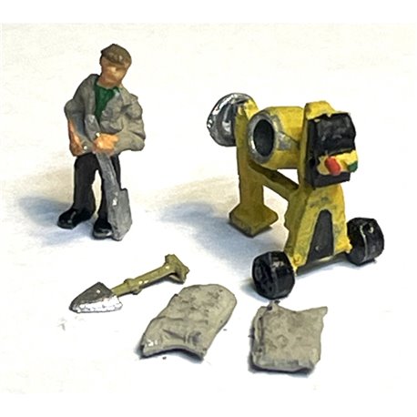 Cement Mixer, figure, 2 sacks and spade ( N Scale 1/148th) Unpainted Kit